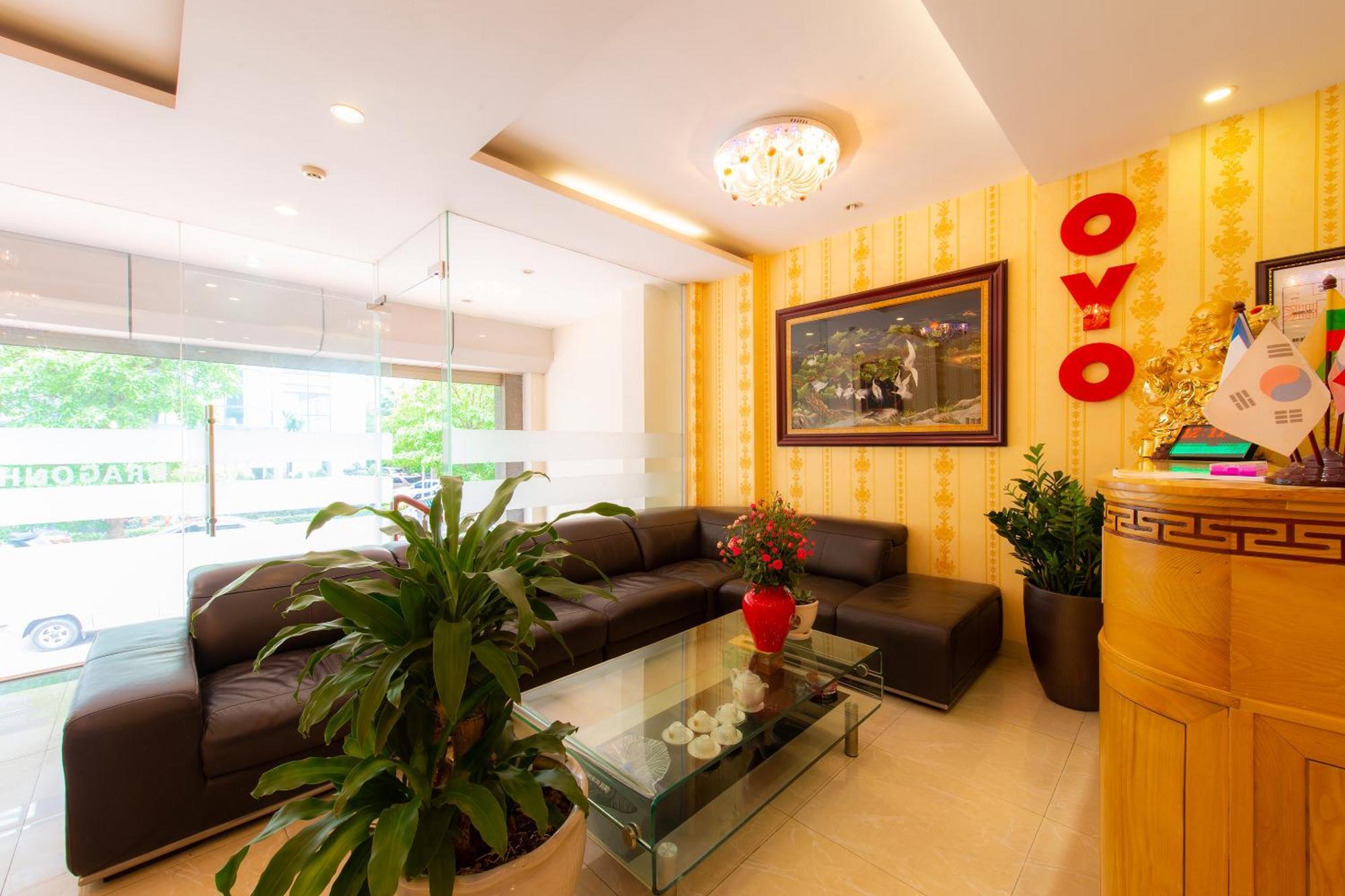 Super Oyo 191 Dragon Hotel 3*